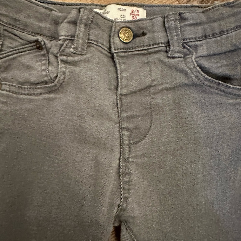 Zara Baby Boy's Size 2-3 Years Gray Skinny Jeans - Picture 6 of 7